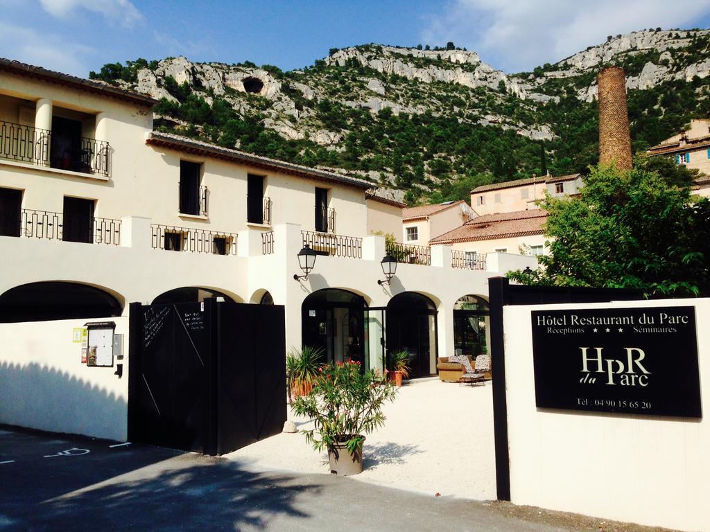Hotel Restaurant Du Parc En Bord De Riviere Fontaine-de-Vaucluse Esterno foto