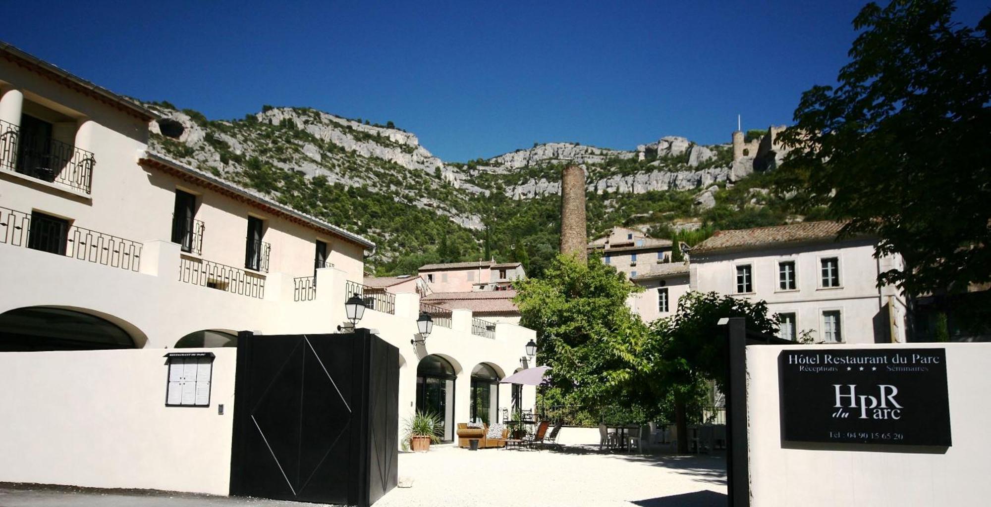 Hotel Restaurant Du Parc En Bord De Riviere Fontaine-de-Vaucluse Esterno foto