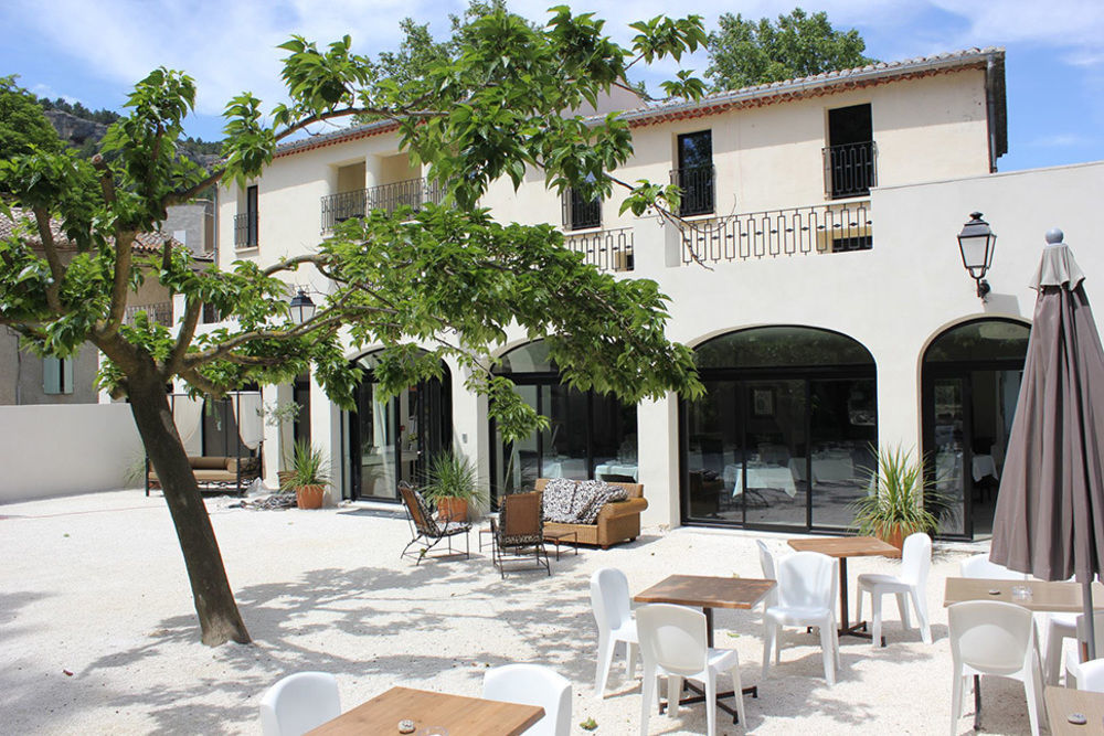 Hotel Restaurant Du Parc En Bord De Riviere Fontaine-de-Vaucluse Esterno foto